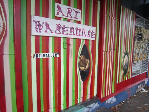 Art Ware House - LBG 1