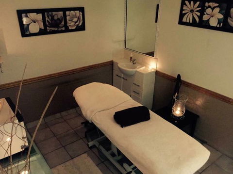 Indulgence Hair Body & Make Up - LBG 1
