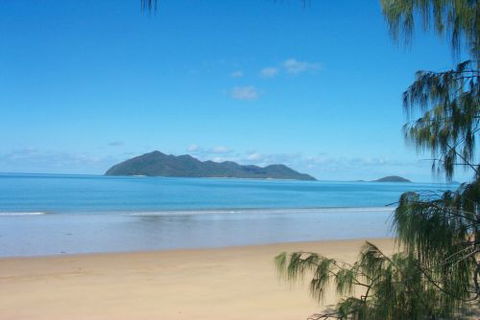 Ray White (Mission Beach) - LBG 3