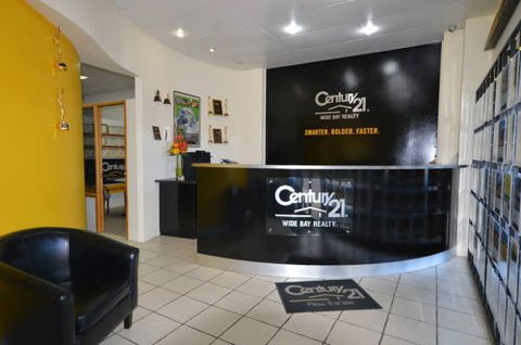 Century 21 Wide Bay Realty - LBG 0