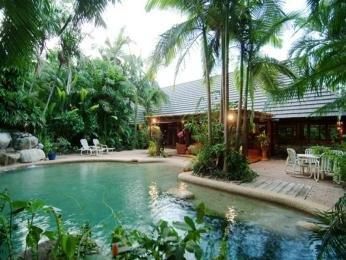 Turtle’s Pool & Spa Technologies - LBG 3
