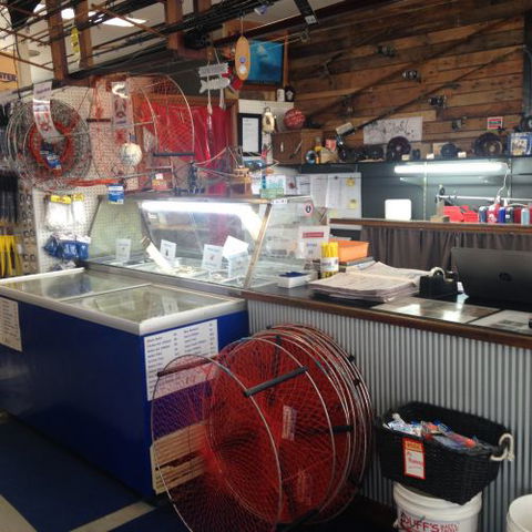 Duff’s Salamander Bait & Tackle - LBG 1