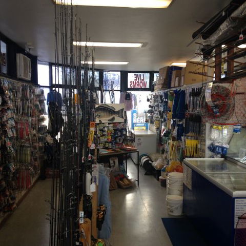 Duff’s Salamander Bait & Tackle - LBG 2