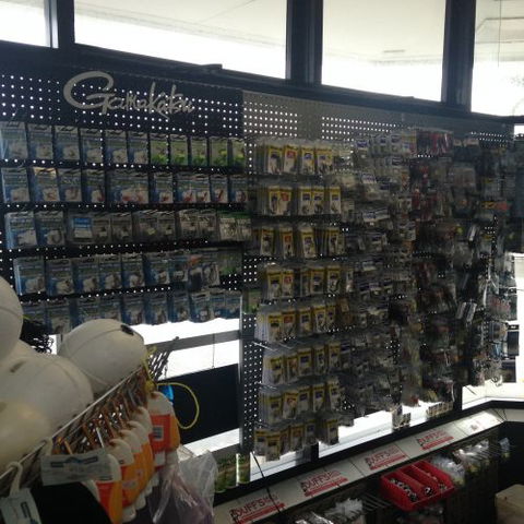 Duff’s Salamander Bait & Tackle - LBG 3