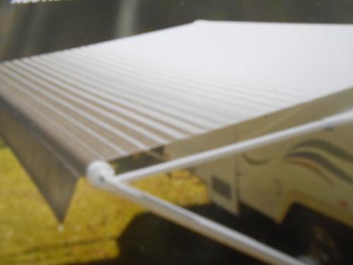 Glass Glaziers Repairs Replacements Urangan QLD LBG