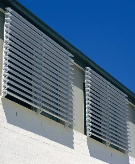 Capricorn Screens Awnings & Blinds - LBG 1
