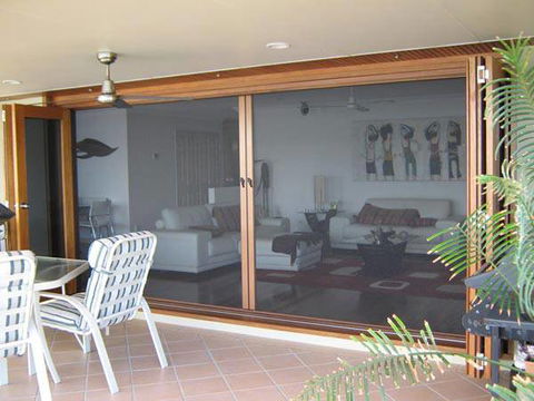 Capricorn Screens Awnings & Blinds - LBG 2