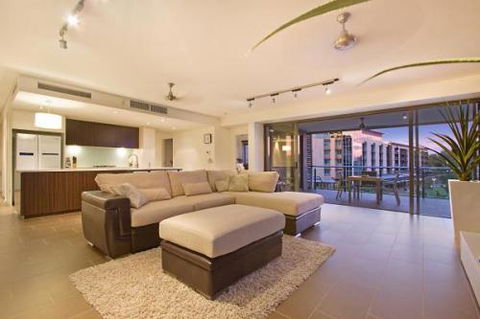 Darwin Wharf Escape Holiday Apartments - LBG 2