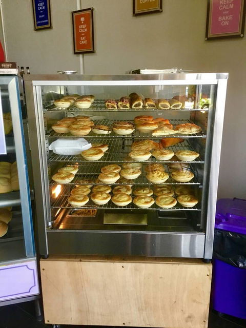 Cook's Bakery - LBG 1