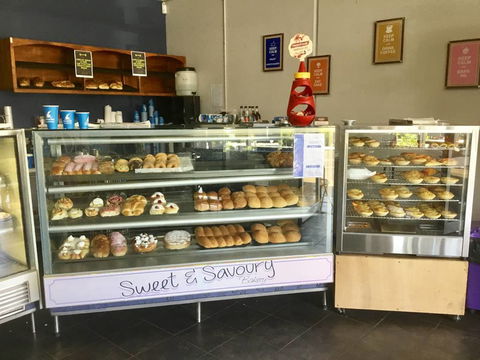 Cook's Bakery - LBG 2
