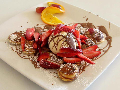 Cupz N’ Crepes - LBG 4