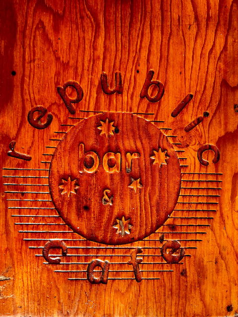 Republic Bar & Cafe - LBG 1