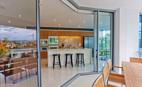 Lockman Doors & Glass - LBG 0