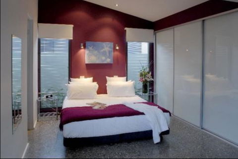 Milligans Shower Screens - LBG 4