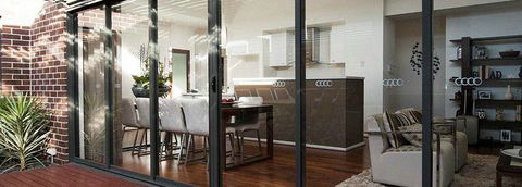 Well Hung Glass & Aluminium Products - LBG 3