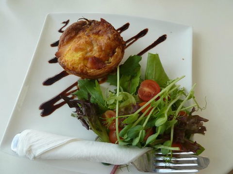 Frederick's Cafe - LBG 0