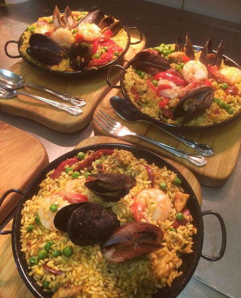 The Crossing Cafe & Restaurant - LBG 9