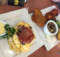 Lena's Lakeside Cafe - LBG