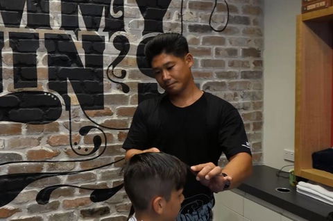 Tommy Guns Original Barber Shop (Pacific Fair Shopping Centre) - LBG 4