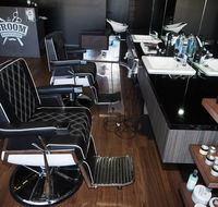 Groom Barbershop - LBG