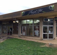 Trend Set Hair Salon - LBG