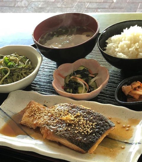 Jiji Baba Cafe - LBG 5