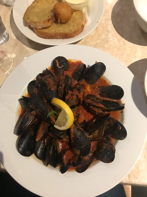 Venice Restaurant - LBG 2