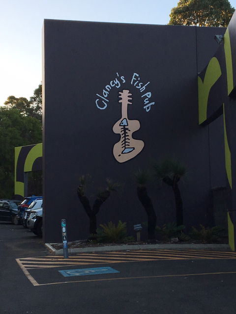 Clancy's Fish Pub - LBG 4