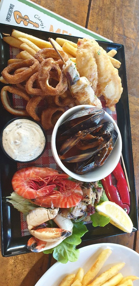 Clancy's Fish Pub - LBG 6