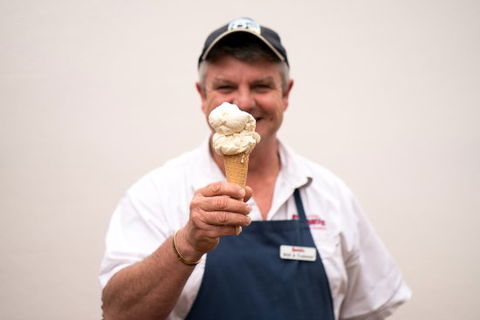 Simmo's Icecreamery - LBG 0