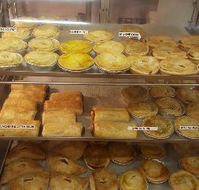 Halls Creek Bakery - LBG