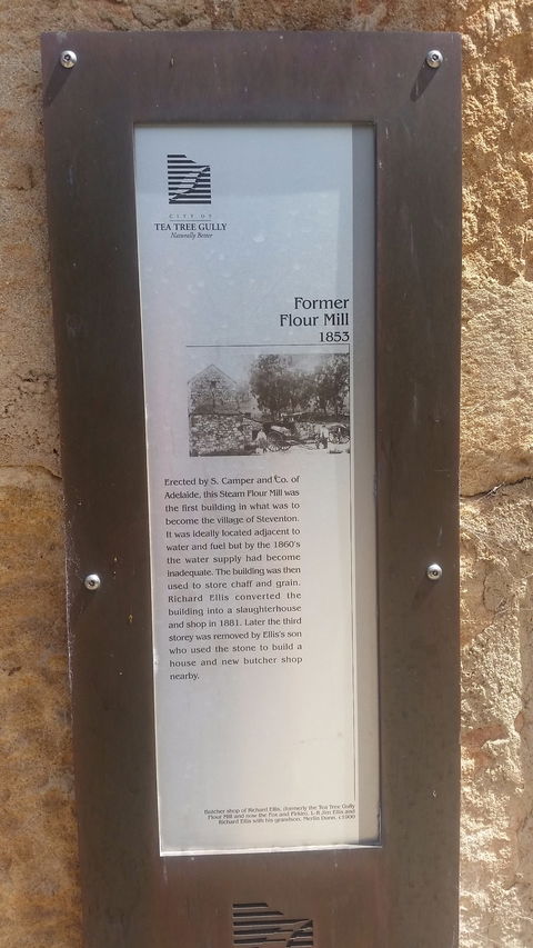 The Fox & Firkin English Pub - LBG 8