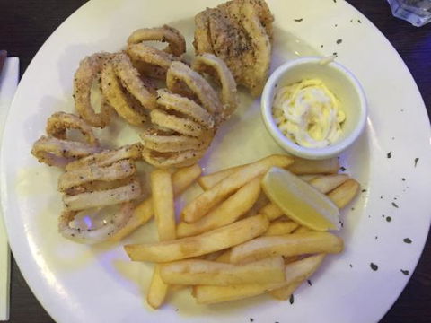 Highbury Hotel Bistro - LBG 0