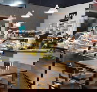 D  M's Bakery Cafe - LBG