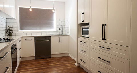 Beachside Kitchens - LBG 3