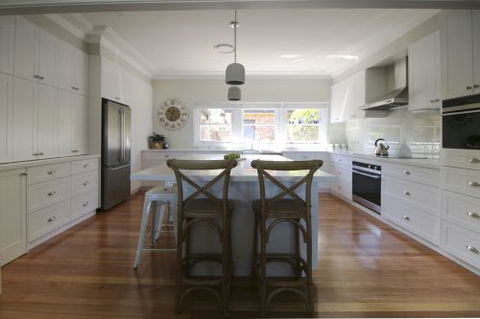 Beachside Kitchens - LBG 8