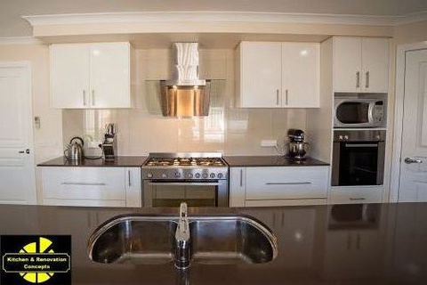 Kitchen & Renovation Concepts - LBG 4