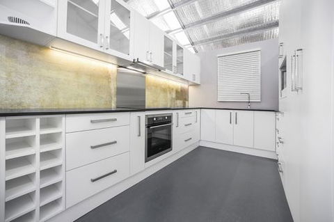Coast & Country Kitchens & Bathrooms - LBG 1
