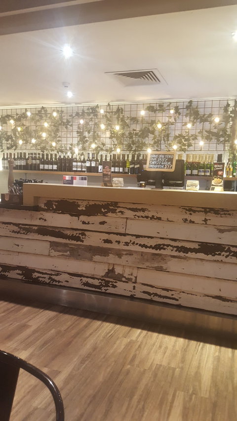 Palm Beach Hotel Bistro - LBG 1