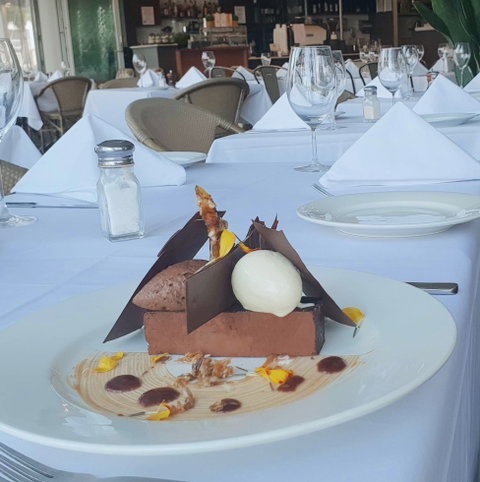 Quayrra Dining Room - LBG 1
