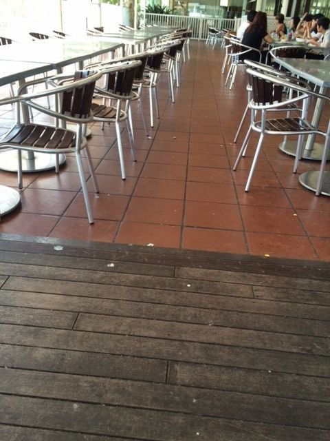 Charlie's On The Esplanade - LBG 3