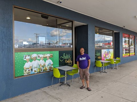 Julito's Cafe - LBG 0