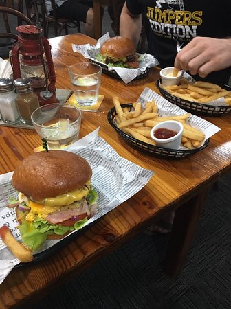 The Burger Barn - LBG 0