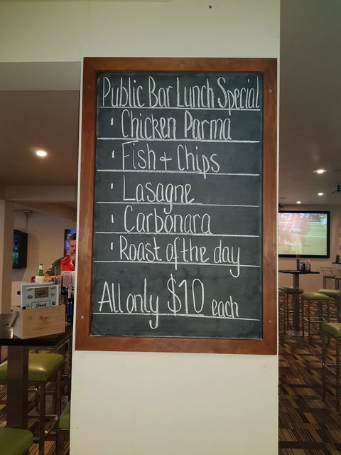 The Edge Hill Tavern - LBG 3