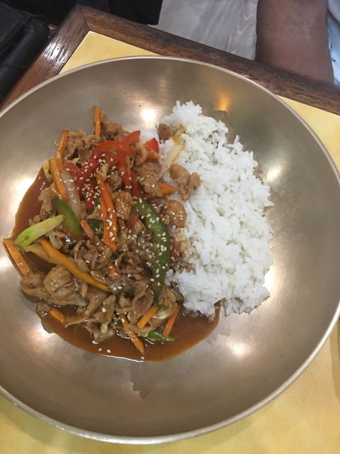 Mad 4 Garlic Korean Restaurant - LBG 4