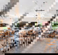The Grill Pelican Waters - LBG