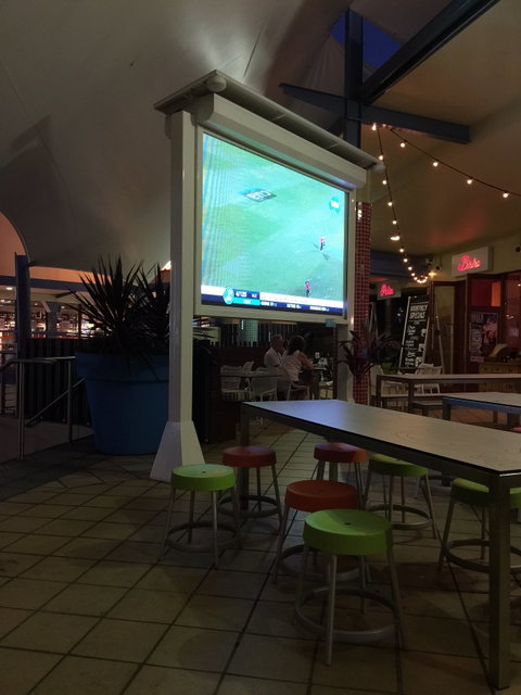 The Pub Mooloolaba - LBG 6