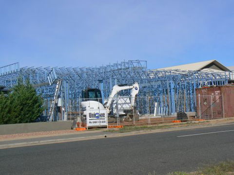 Unique Construction - LBG 1