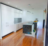 Nissen Quality Cabinet Makers  Stone Masons - LBG