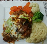 Simons Tavern Restaurant - LBG
